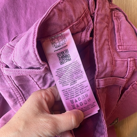 Guess | High Waisted Pink Flare Leg Raw Hem Denim Jeans 27 - Picture 10 of 11